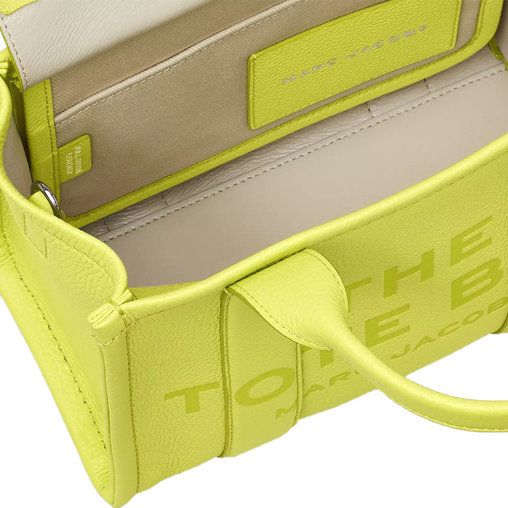 MARC JACOBS