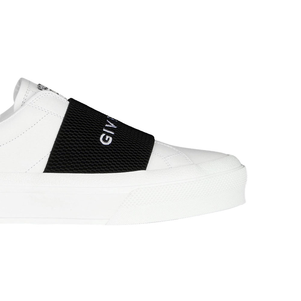 GIVENCHY