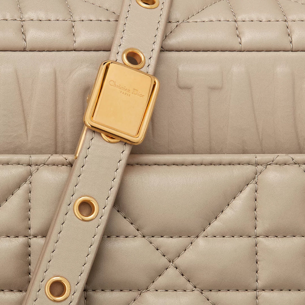 CHRISTIAN DIOR