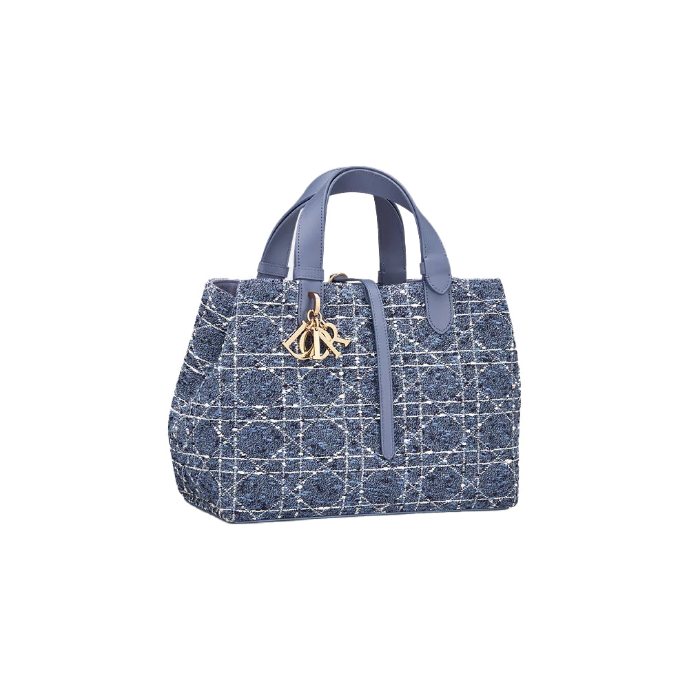 CHRISTIAN DIOR