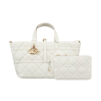 CHRISTIAN DIOR