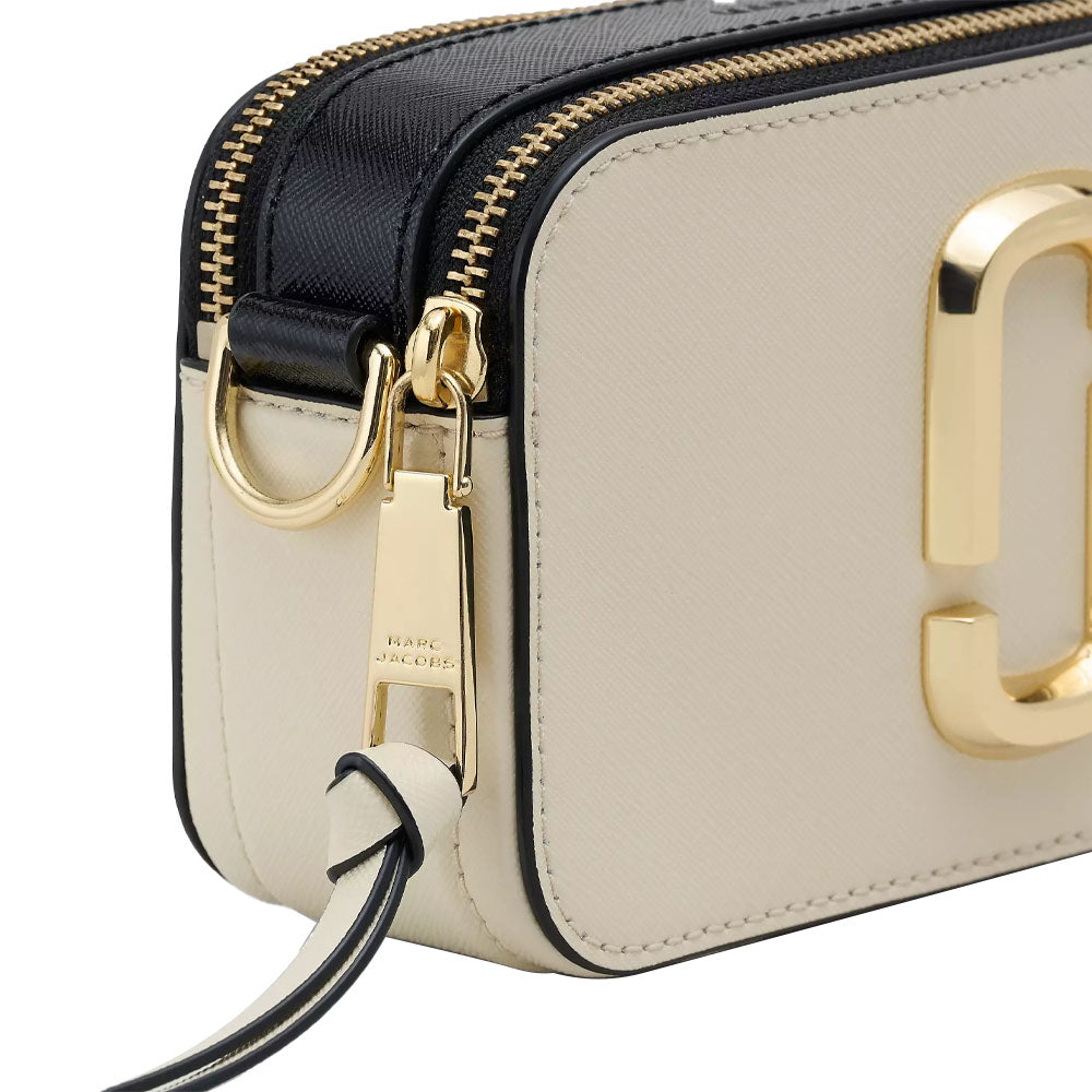 MARC JACOBS