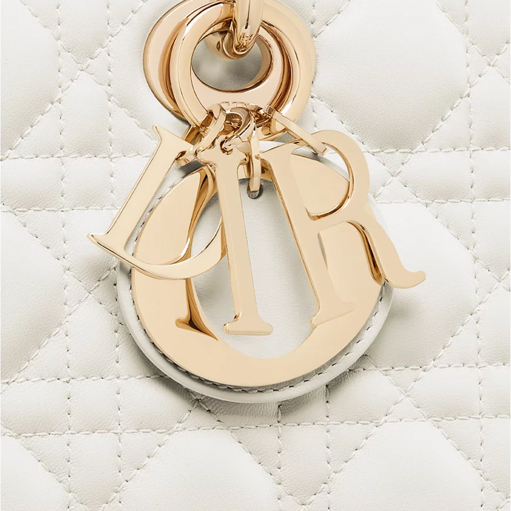 CHRISTIAN DIOR