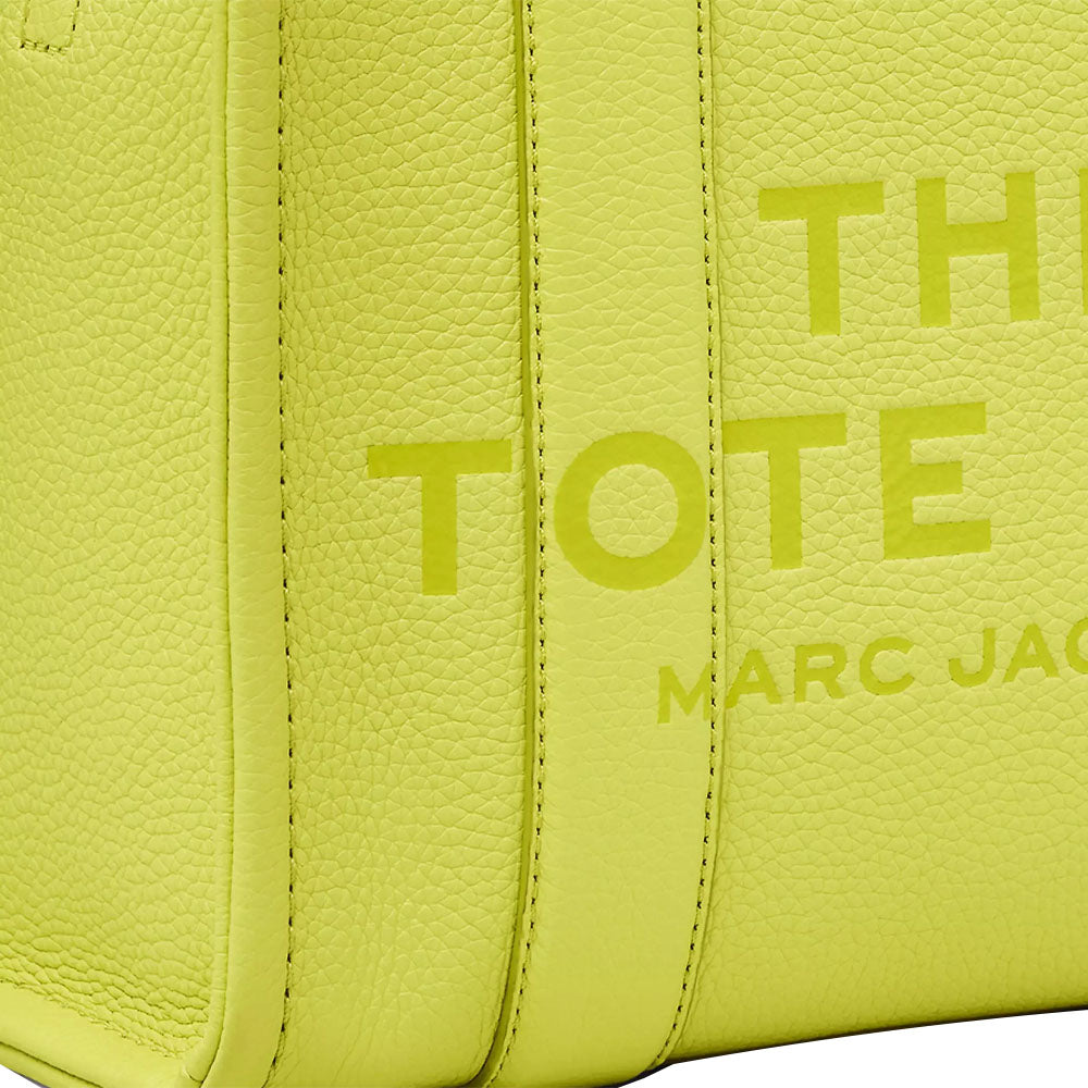 MARC JACOBS