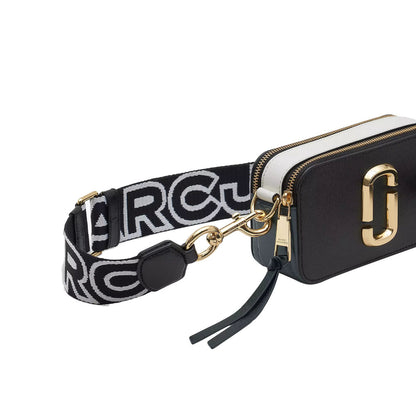 MARC JACOBS