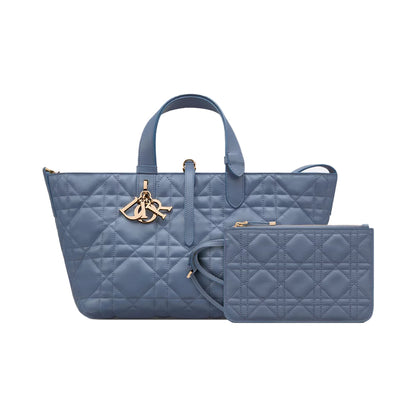 CHRISTIAN DIOR