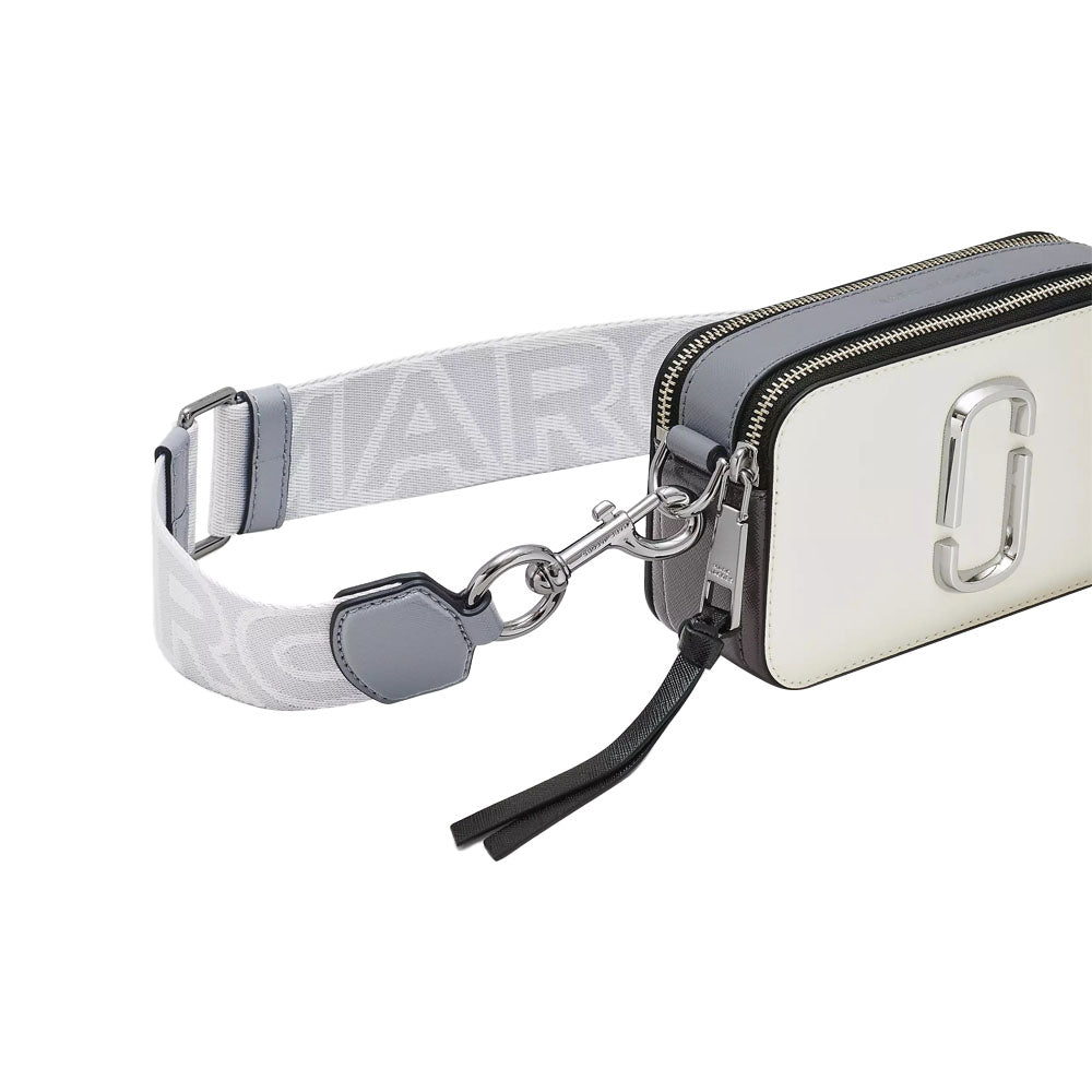 MARC JACOBS