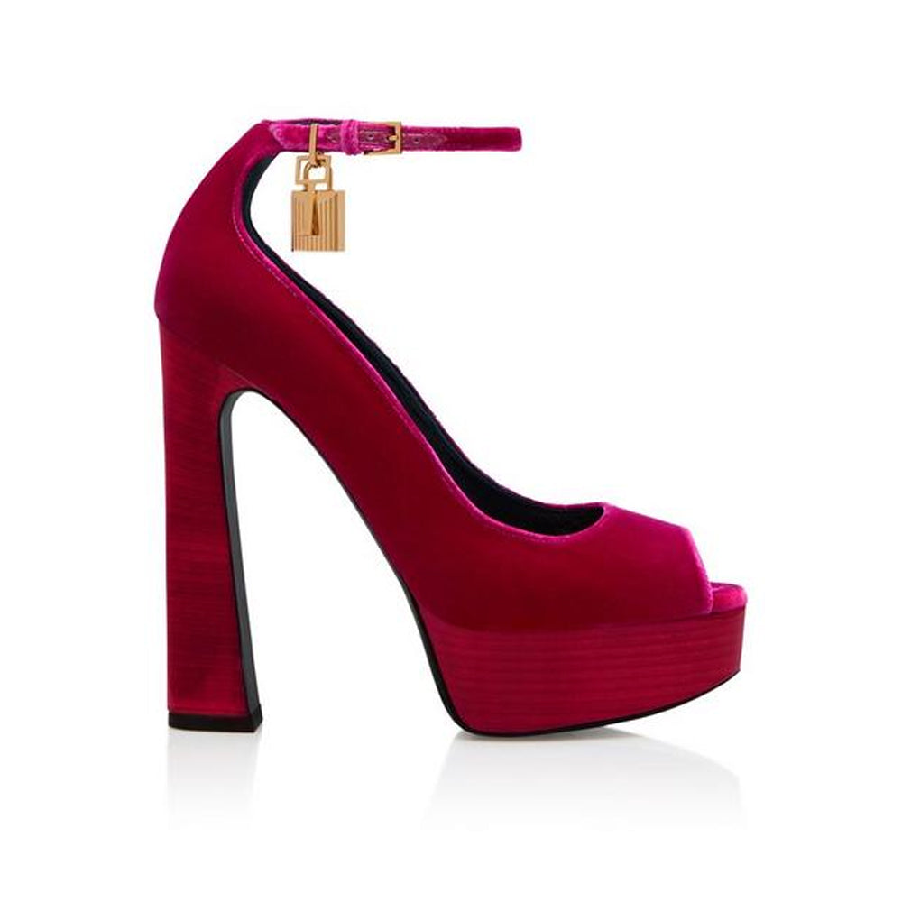 TOM FORD