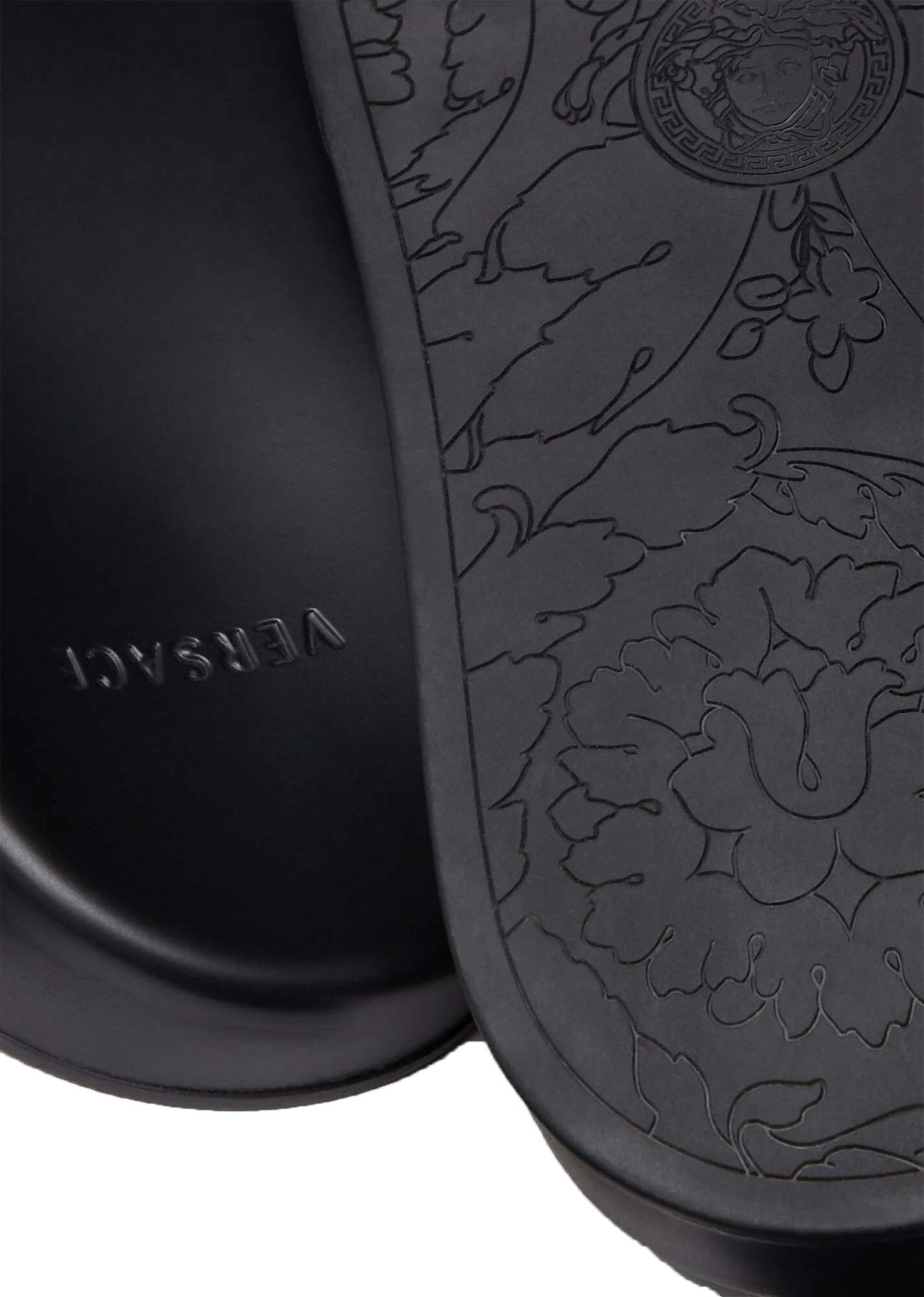 VERSACE