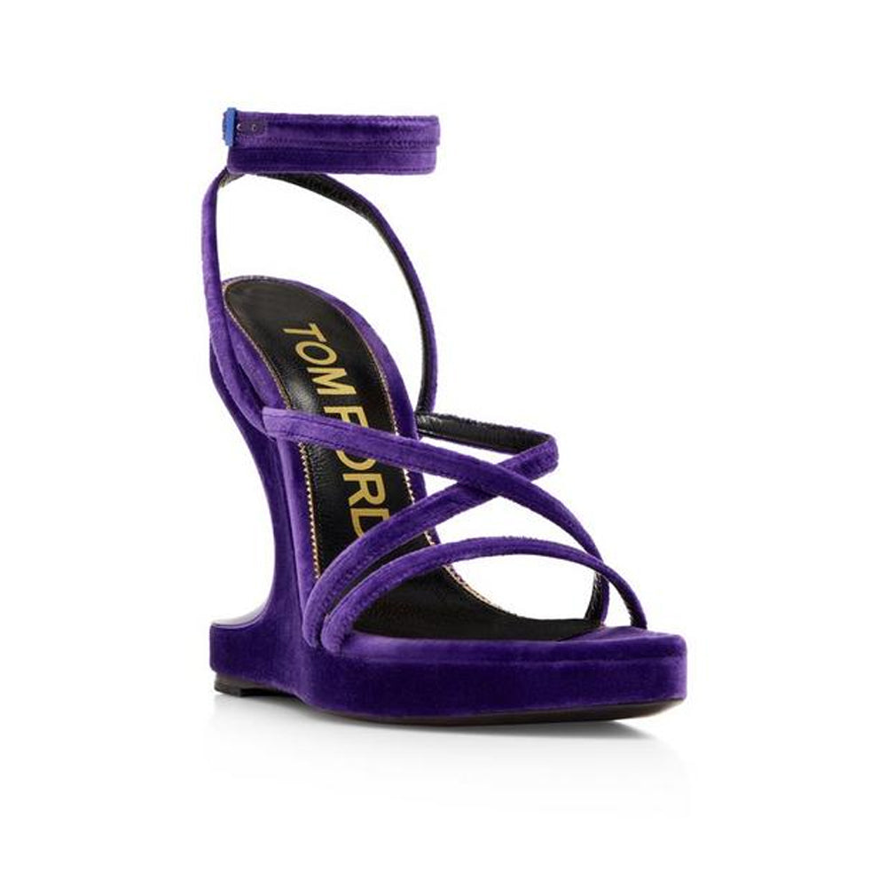 TOM FORD
