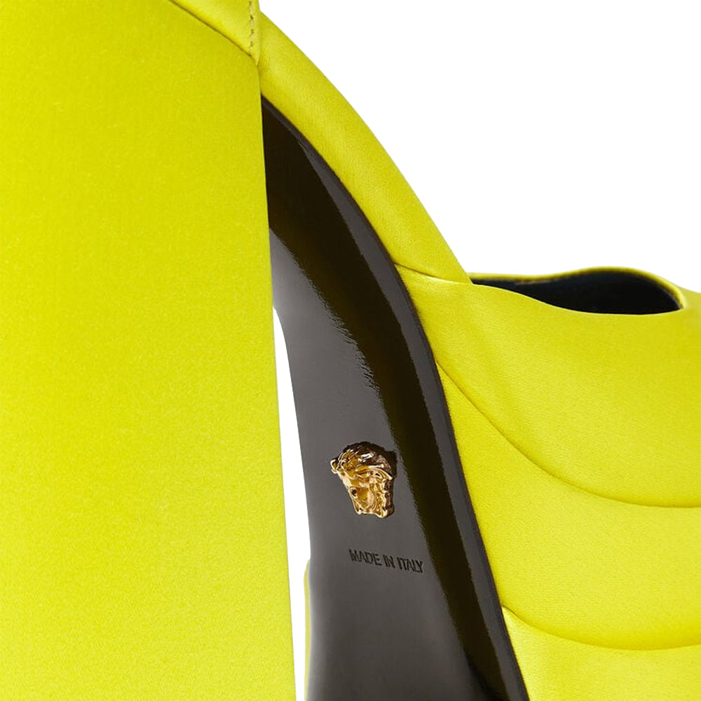 VERSACE