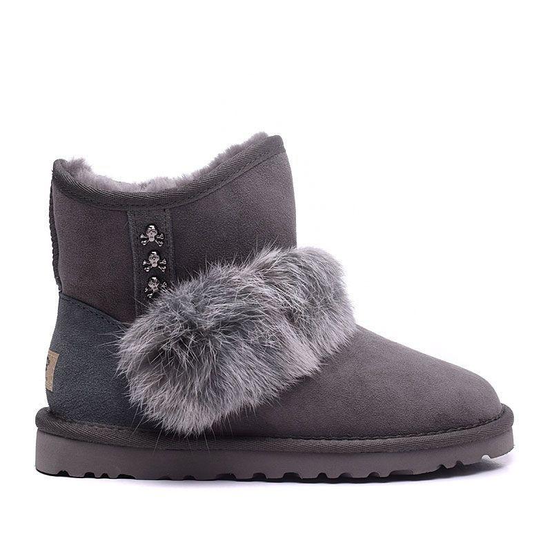 UGG