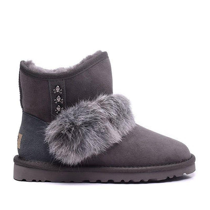 UGG